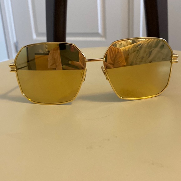 Bottega Vineta Brand new never worn designer sunglasses - Picture 1 of 9